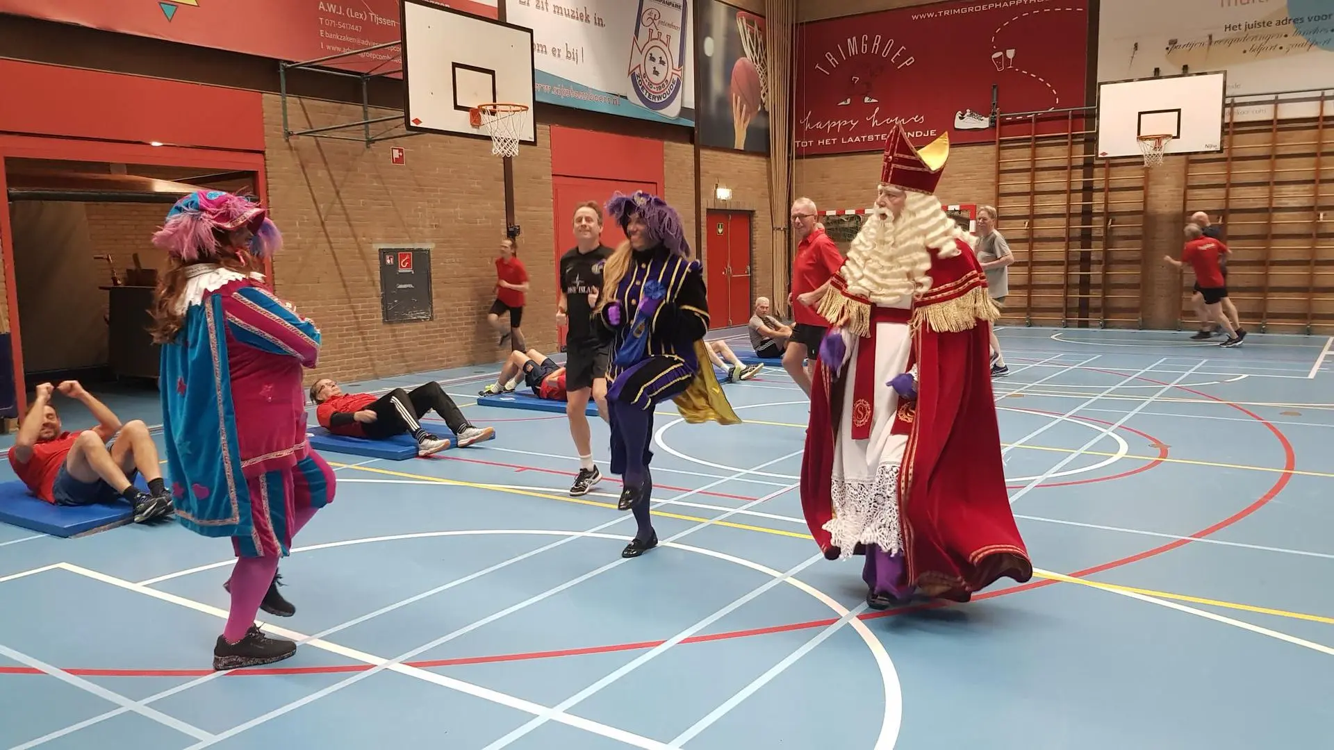Sinterklaas en zijn Pieten op bezoek